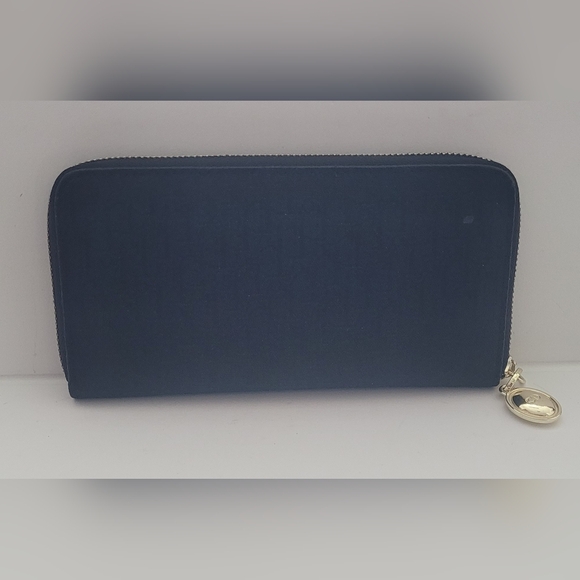 Dior Black and Gold Wallet - Picture 3 of 7